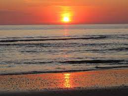 Diese beinhaltet neben reiserücktrittsversicherung und hausratversicherung auch die versorgung durch einen ärztlichen notdienst rund um die uhr. Sonnenuntergang In Danemark Henne Strand 3 Foto Bild Landschaft Meer Strand Sonnenuntergange Bilder Auf Fotocommunity
