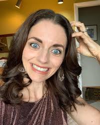 Noreen Eddy's Instagram, Twitter & Facebook