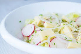 Radieschensalat Mit Kase Rezept Rezept Radieschen Salat Radieschen Rezepte