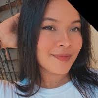 Jennifer Eunice's Instagram, Twitter & Facebook