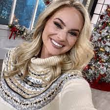 Sonia Espinal's Instagram, Twitter & Facebook