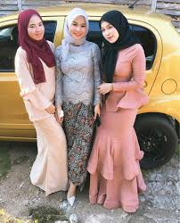 Wanita berhijab dari samping semua yang kamu mau. 150 Ide Kumpulan Cewek Berhijab Hijab Wanita Jilbab Cantik