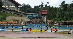 There are a number of places in and around kuantan that are worth visiting. Bukit Gambang Resort City Kuantan Pahang Malaysia 01 Bombastic Borneo