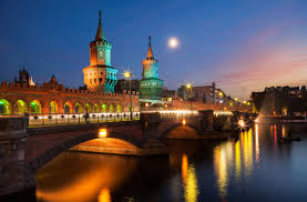 La capital de alemania es uno de los destinos más visitados de todo el mundo año tras año. Free Download Fondos De Pantalla De Alemania Wallpapers De Alemania Fondos De 2048x1346 For Your Desktop Mobile Tablet Explore 41 Berlin Wallpaper Tear And Stick Wallpaper Berlin Wallpaper For