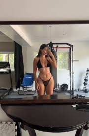 Cece Rose on X: Top 3 ice cream flavours? I want a snack.  t.coKCDltnBZVa  X