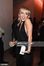 The directors of hbo's mcmillions explain how they told the story of the crime ring that scammed the mcdonald's monopoly game for half a decade. Pin Auf Miley Cyrus
