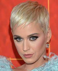 Katy Perry Arrives For The Ninth Annual Amfar Gala Los Angeles At The Wallis Annenberg Center For The Perfor Katy Perry Hair Short Hair Styles Pixie Hairstyles