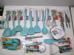 Featuring an aqua ombre fade with a spray of metallic gold accents, this design creates the ultimate look. Kitchenaid Kitchen Utensils And Towels In Aqua Sky Haqa Each Sold Separately Ebay Blue Kitchen Decor Aqua Kitchen Turquoise Kitchen Decor