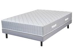 Sur un sommier 160x200 cm déposez un matelas 160x200 cm tout d'abord pour éviter que le matelas ne bouge pendant la nuit et éviter les risques de plus la densité du matelas 160x200 est importante, plus le maintien du corps est important. Matelas Ressorts Sommier 160x200 Cm Volupnight By Conforama Spesso Apro Store