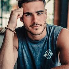 Blue eyes aesthetic black hair aesthetic dark hair brown hair black hair boy bangs for round face blonde haircuts pretty eyes cute guys. Pin By Monica Pistone On Jorge Del Rio Romero Blue Eyed Men Dark Haired Men Black Hair Blue Eyes