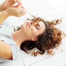 Ist molke gut für die haut? Locken Frisuren Die Schonsten Bilder Von Stars Mit Locken Gala De