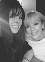 Life & Style — N I X E Y