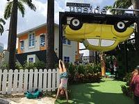 Anything that is unique and stands out from the crowd always gets the attention. Kuala Lumpur Upside Down House Aktuelle 2021 Lohnt Es Sich Mit Fotos Tripadvisor