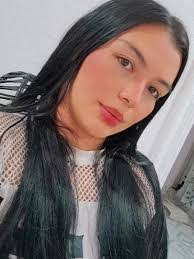 Laura Alejandre's Instagram, Twitter & Facebook