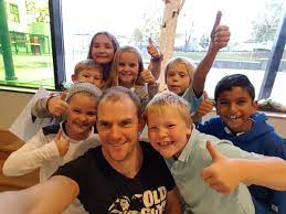 Unlike last year's varsity 4, who won the collegiate 4 event by a cavernous 45 seconds, this year's varsity 4 (c: Olaf Tufte On Twitter Pa Sentrum Skole I Horten Og Spiller Inn Hvordan Vil Vi At Vi Skal Ha Det Pa Skolen Fantastisk Gjeng Hocusfocusas Https T Co Uu2yp2urhy Twitter