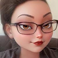 Kim Ringer's Instagram, Twitter & Facebook