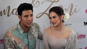 Katanya udah hijrah dan berjilbab, komentar akun @kosmetik_impor_korea. Hujan Deras Lokasi Akad Nikah Ammar Zoni Irish Bella Terpaksa Dipindah