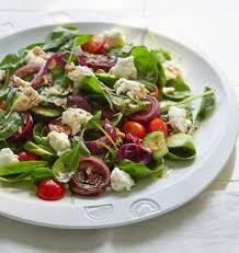 Spinatsalat Mit Buffelmozzarella Rezept Essen Und Trinken Spinat Salat Spinatsalat Rezepte Vegetarische Hauptgerichte