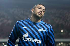 Five minutes later, dzyuba had his second, echoing the result that confirmed zenit's title win last season, when he scored once and azmoun notched twice in a decisive encounter with krasnodar. Zenit Striker Artem Dzyuba Says Tottenham Made Contact Over January Transfer Bleacher Report Latest News Videos And Highlights