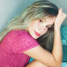 denise barros. (@denisebarros_)