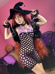The little witch couldnt wait for Halloween.. : rdnd_nsfw