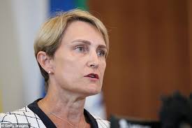 New push to get Covid vaccine sceptics jabbed amid warnings the virus 'will  be EVERYWHERE'