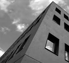 Towels and bed linen are featured at casa di armando. At Contatti