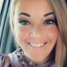 Joni Carroll's Instagram, Twitter & Facebook