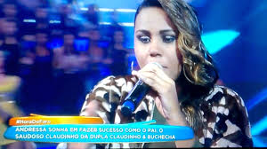 Claudinho & buchecha 1 foi uma famosa dupla de funk brasileira.a dupla, formada pelos cantores cláudio rodrigues de mattos (claudinho), e claucirlei jovêncio de sousa (buchecha), foi premiada pela abpd com dois disco de platina triplo pelos álbuns claudinho & buchecha e a forma, e também com disco de platina duplo pelo álbum só love. Andressa Mattos Filha Do Saudoso Claudinho Claudinho E Buchecha Youtube