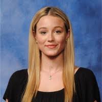 Samantha Odell's Instagram, Twitter & Facebook