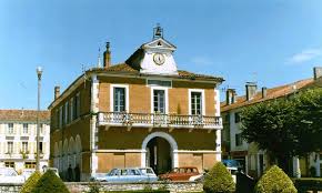 La Mairie Et Son Histoire Patrimoine Votre Ville Accueil Hagetmau