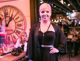 Help us build our profile of brigitta erdöhegyi! Velvet Trend Erdohegyi Brigitta A Szepsegkiralynonel Is Bevallalosabban Nyitott Teraszt