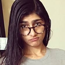 In 2014, mia khalifa made a decision that would follow her for the rest of her life. Mia Khalifa Biography Age Husband Children Family Wiki More