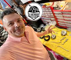 Good times w the homies Greg Broussard & Rich Andrade. Back in Modesto Cali  a few years ago.