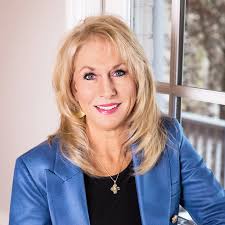 Doctor Who Survived Breast Cancer Shares the Self-Check Technique That Led  to Her Diagnosis