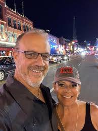 Jeff Rossman's Instagram, Twitter & Facebook