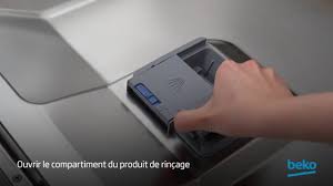 Il suffit de remplir le bac de rinçage avec du vinaigre blanc à 6, 7 ou 8 degrés. Comment Mettre Du Liquide De Rincage Dans Mon Lave Vaisselle Beko Youtube