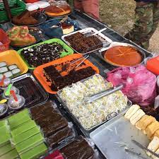 Gambarannya, jika kamu memiliki lapak di pasar dan. Pasar Malam Taman Dahlia Truk Makanan