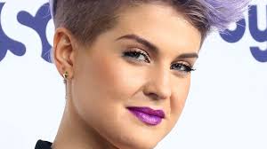 As of 2021, kelly osbourne is dating ricki hall. Kelly Osbourne Moving Forward With Sobriety In 2020 Cnn