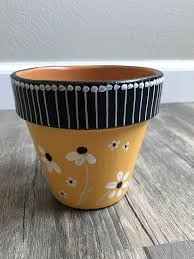 Black And White Flower Pot Design Hand Painted Flower Pot Painted Flower Pots Painted Pots Diy Flower Pot Art