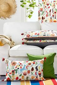 Farbpalette gardinen sessel sofas ikea sofa kissen kissen kissenbezüge. Rodarv Kissen Bunt 40x65 Cm Ikea Deutschland Haus Deko Zimmergestaltung Kissen