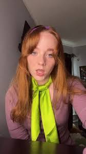 Daphne York's Instagram, Twitter & Facebook