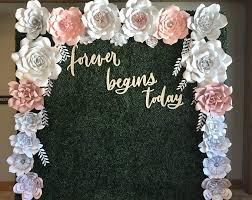 We love this diy tissue flower backdrop for a love in bloom bridal shower, baby shower, garden party, little girl's birthday. 11 Piece Kate Spade Inspired Paper Flowers Bridal Shower Decor Photo Backdrops Birthday Party Decor Pink Paper Flowers Paper Flower Backdrop Wedding Giant Paper Flowers Wedding Paper Flowers Wedding