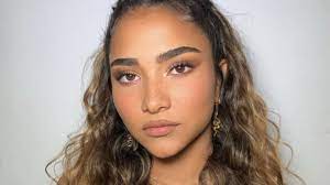 Xo, sienna sienna mae gomez tik tok, jack wright tik tok, hype house, sienna mae today we are trying sienna mae gomez from tiktok squirrel diet of breakfast with bagels and cream. Who Is Sienna Mae Gomez The Tiktok Star Is All About Confidence