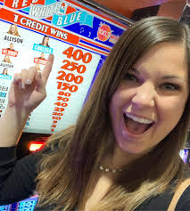 On this International Women's Day we recognize Chelsea Kivell from Jay  Towers in the Morning. She does the job of 5 people every morning.  Producing the show, co-hosting, grabbing phone calls, producing