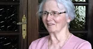 Mme Marie-Thérèse Henry