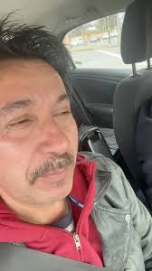 Aquí camino el hotel @hotelavellano con don Víctor. Mi cara destruido se la  agradezco a la riquísima paila marina con vino blanco que me acabo de comer  en restorán Anita María … cuando nos encontramos ...