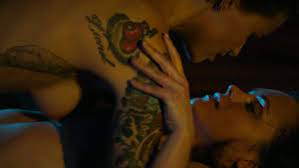 Кристина Риччи секси, Руби Роуз голая - Жизненный опыт (2013) | EroScena.com HD phone wallpaper