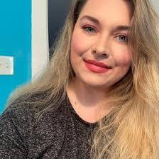 Christine Pickett's Instagram, Twitter & Facebook