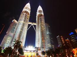 Ini tempat penelitian manusia purba yang dulu dapet di gua harimau, balas seorang pria yang sedang saya dekatin untuk bertanya. Indahnya Jalan Ke Tempat Wisata Di Malaysia Liburan Indonesia Kuala Lumpur